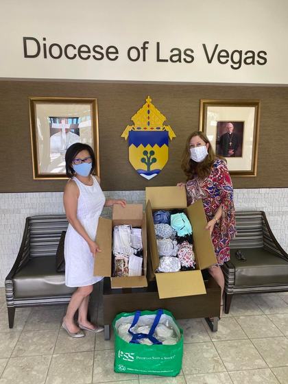 Sewing masks for hospitals and nursing homes
